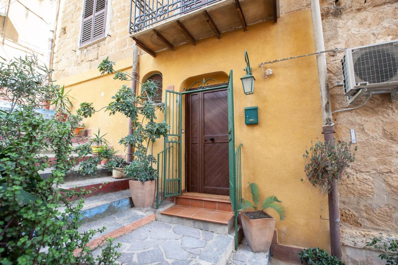 La Sedia Rossa Historical Centre Agrigento Exterior foto